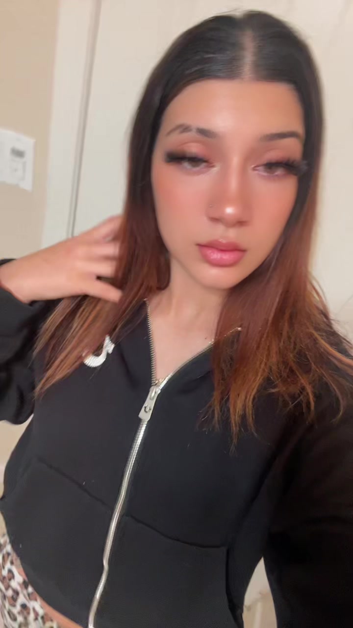 @lleyla