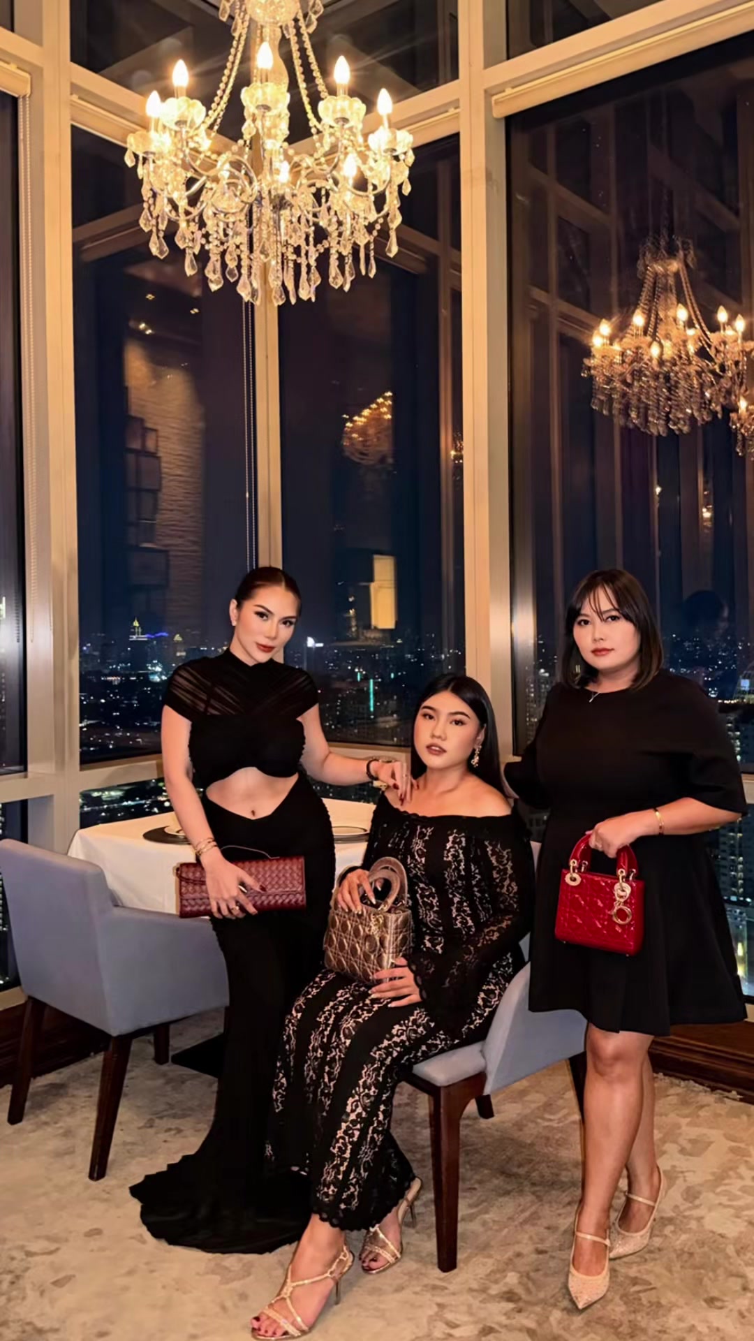 @Cindy Antika Sari 🍒