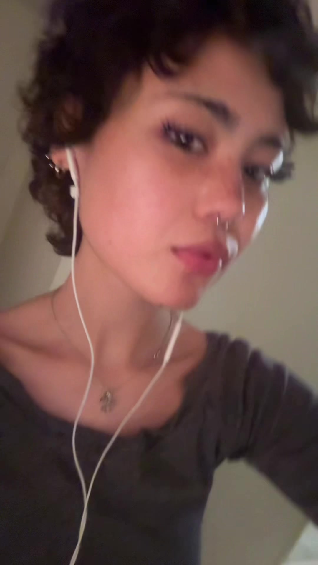@Lily