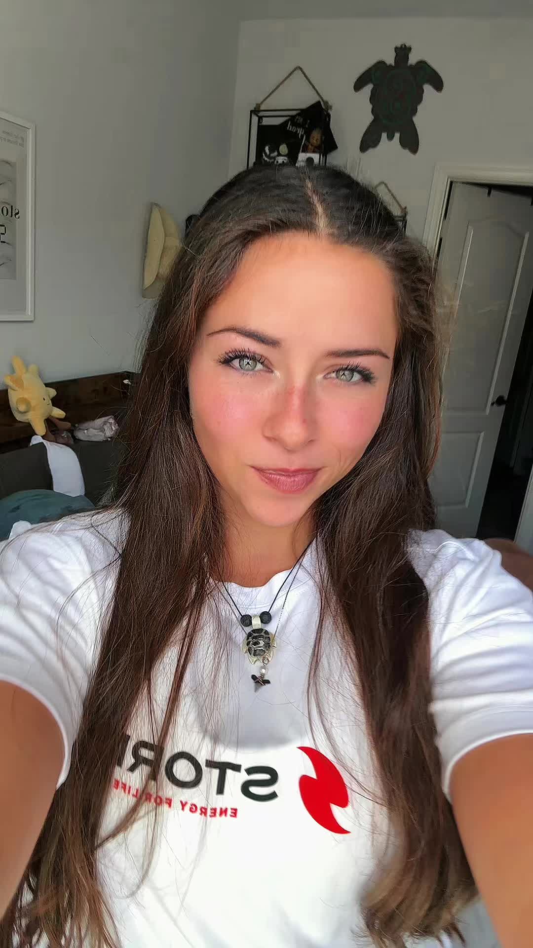 @robyn