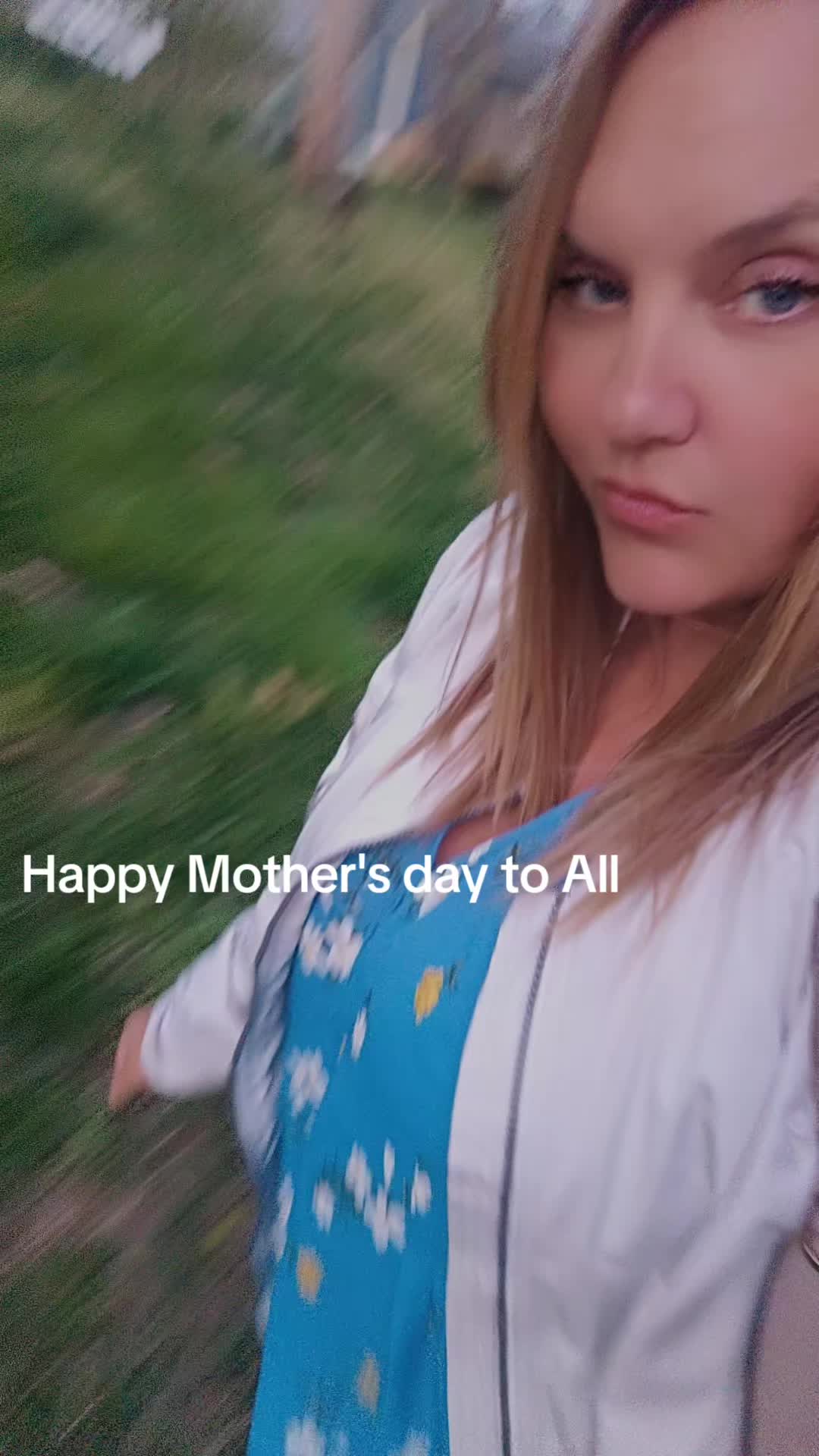 @AshleyChalet