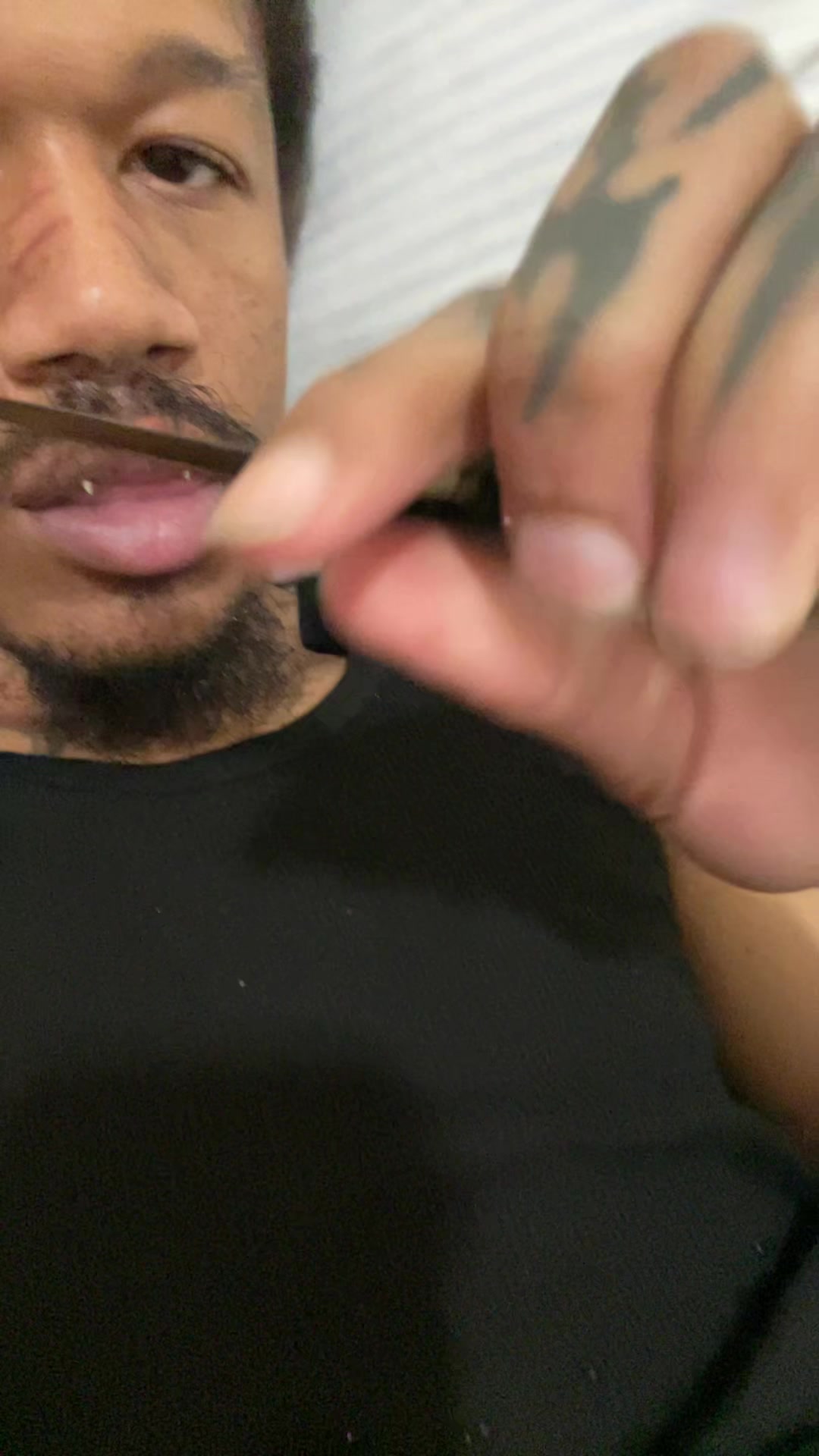 @👁️🗨️🦷🦷👁️🗨️