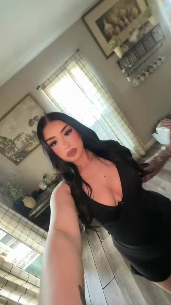 @♕