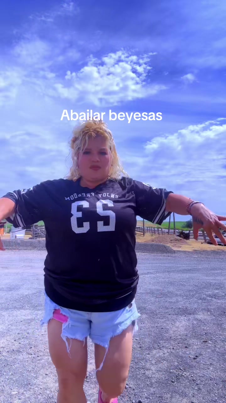 @elizabethbernal.40