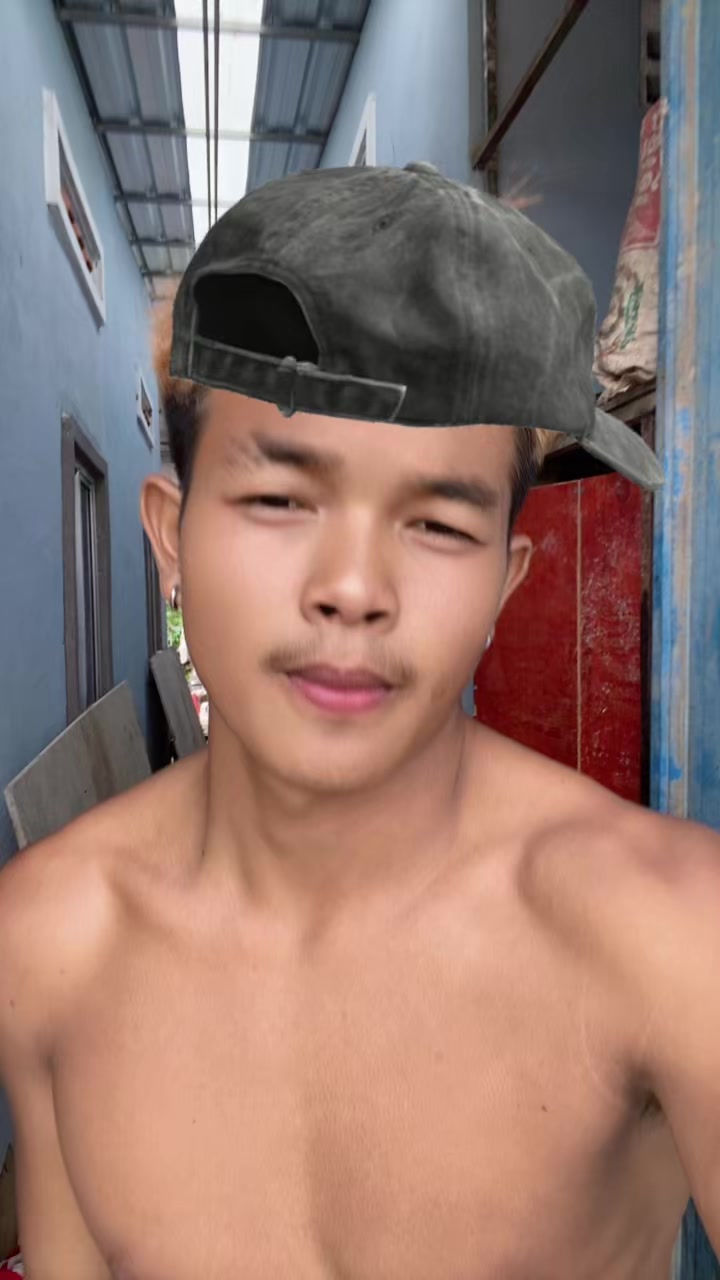 @បូរ ទំនើង