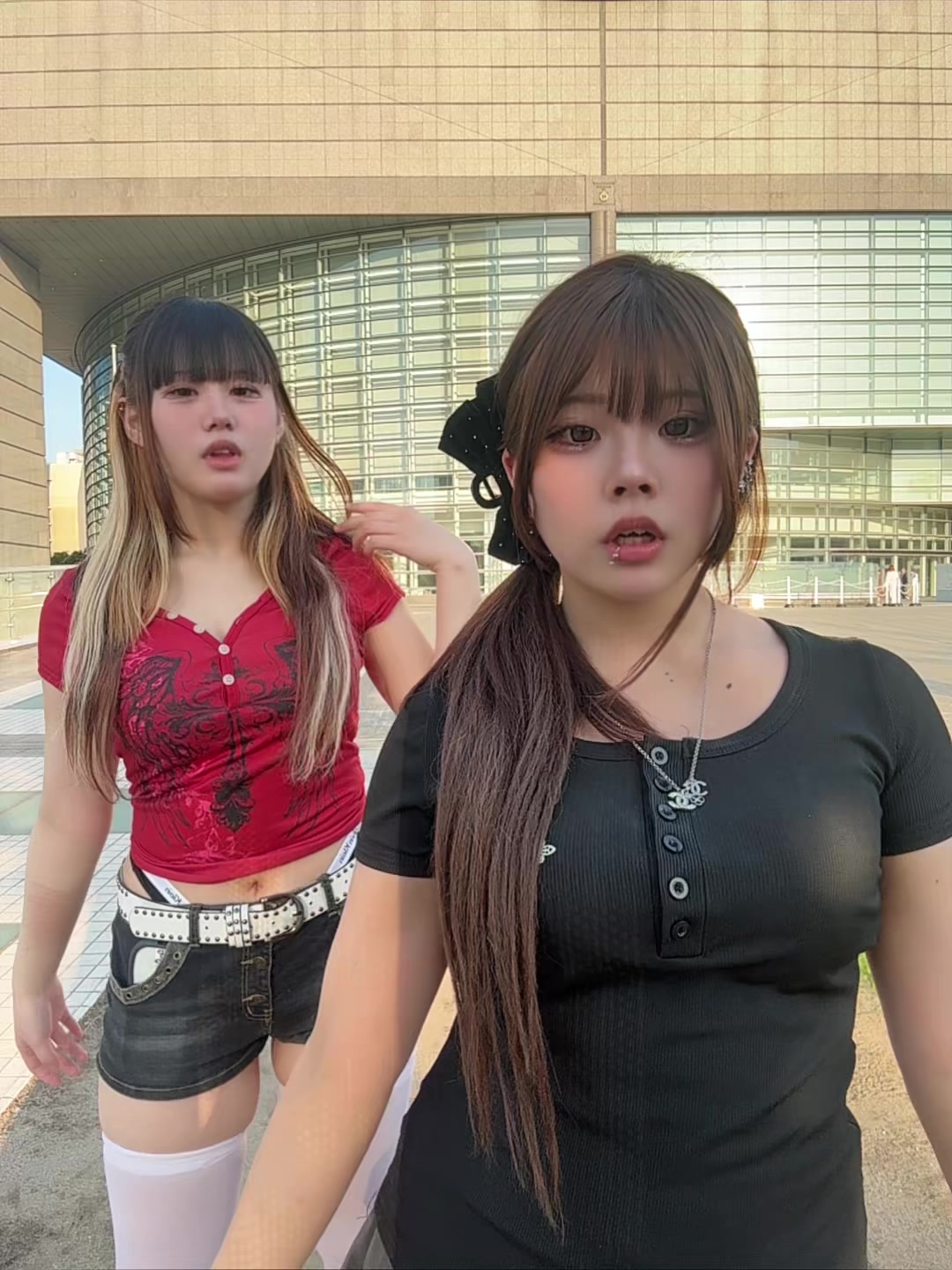 @莉子