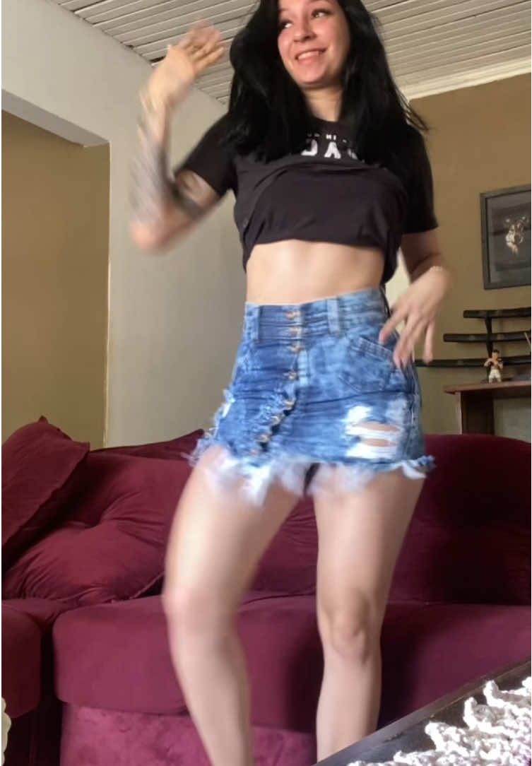 @laisvhi