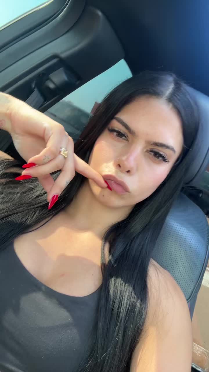 @👸🏻