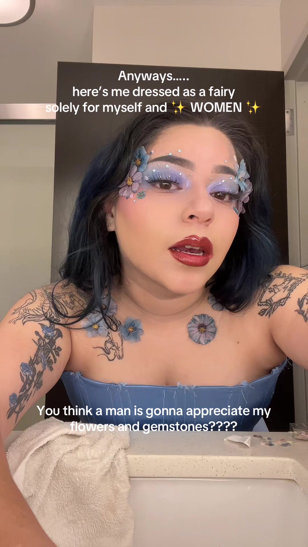 @athenaxiomara