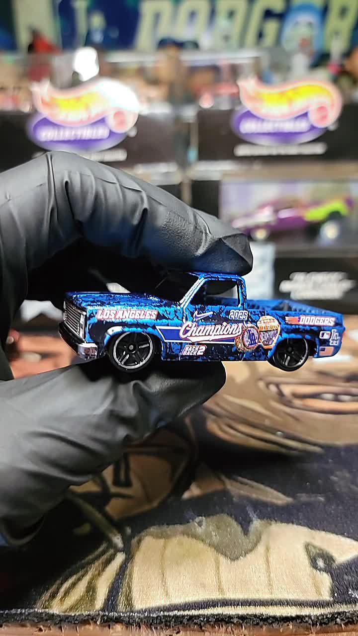 @ELMOFLESCUSTOMSHOP