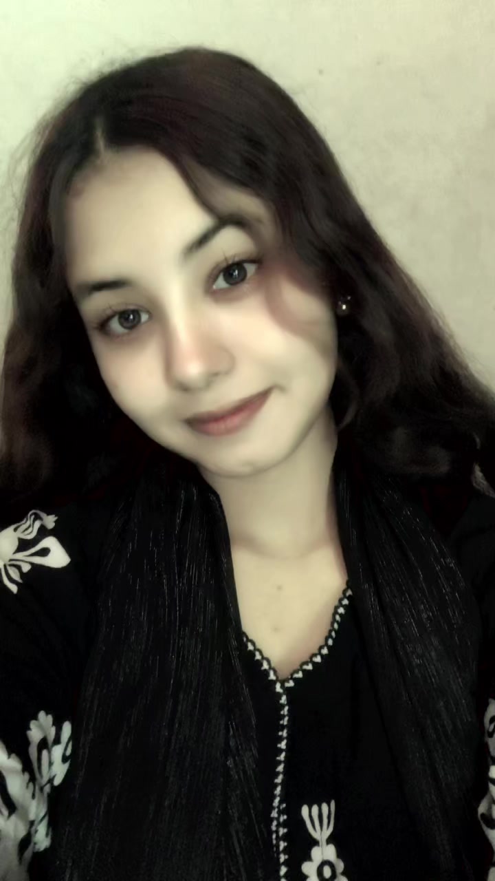 @🍫ᥫ᭡ 𝑶𝒍𝒊𝒗𝒊𝒂 ᥫ᭡🍷