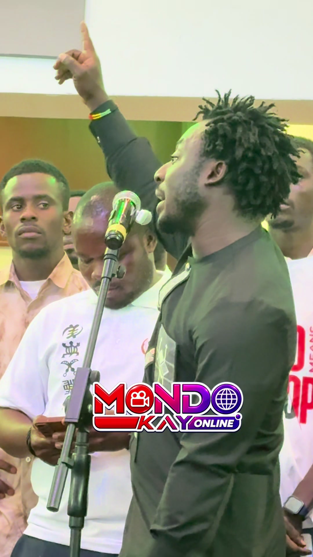 @Mondo Kay Online