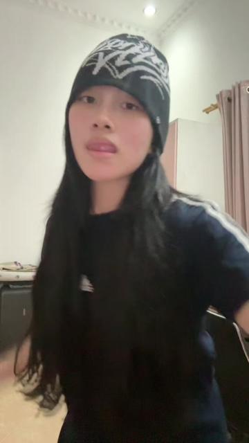 @naiadesu