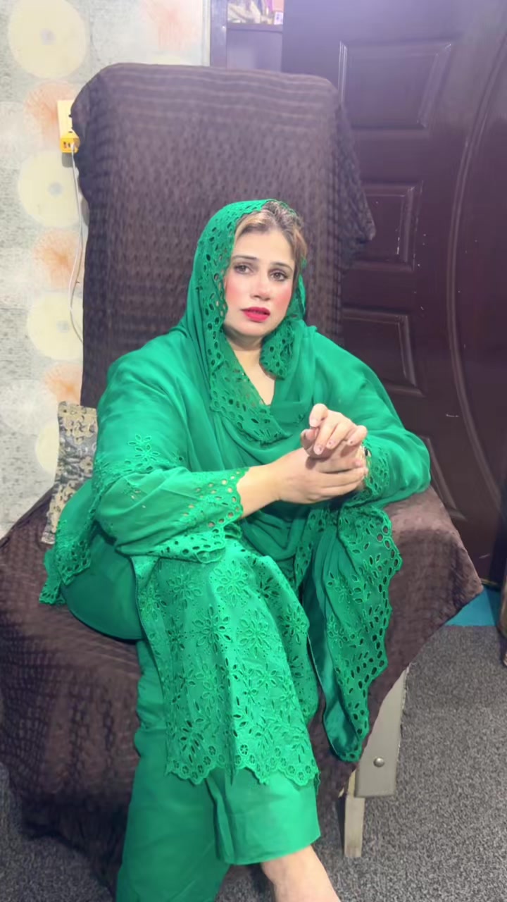 @Munazza rizvi Official