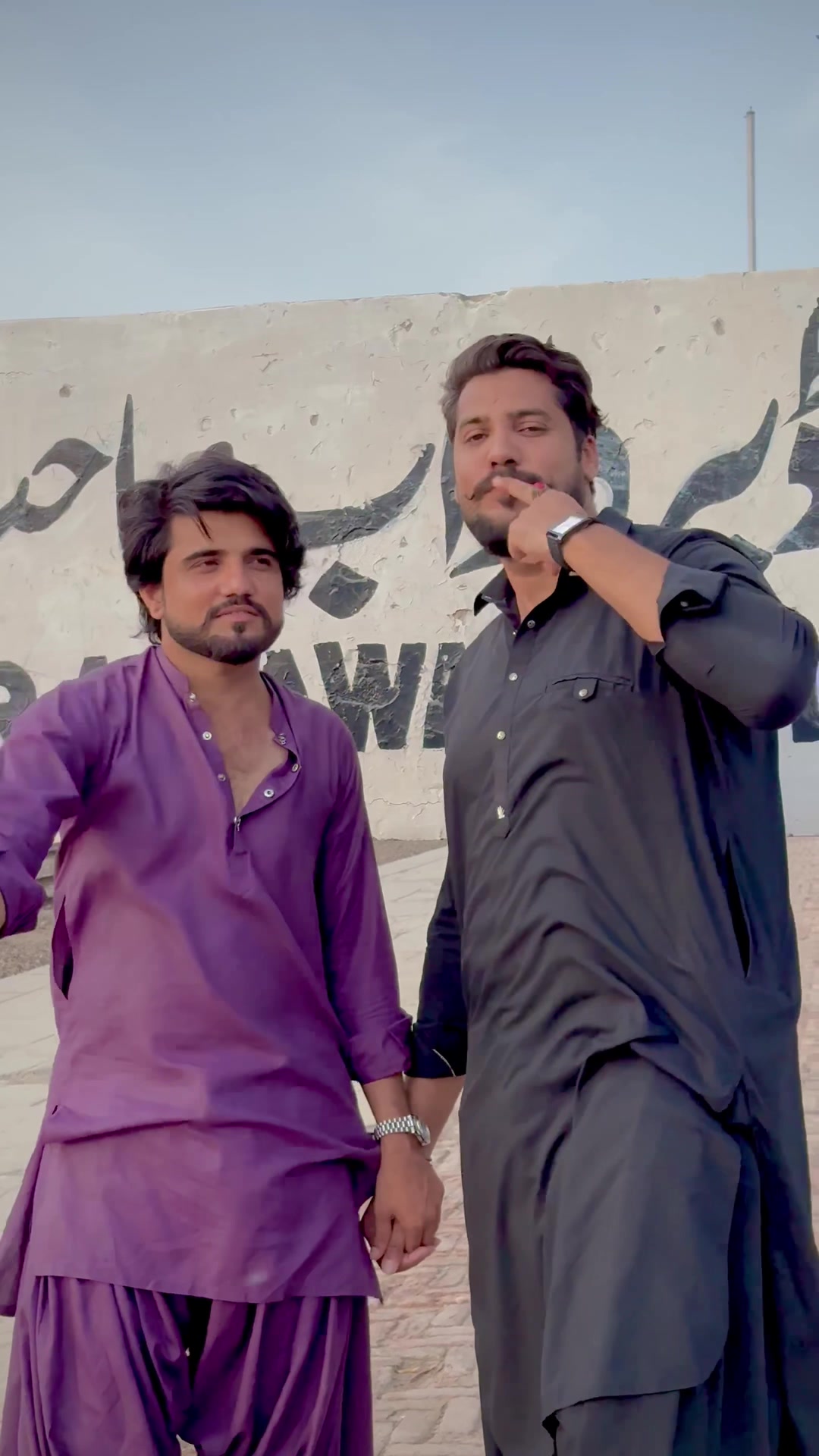 @Malik Dera Nawabi 😎