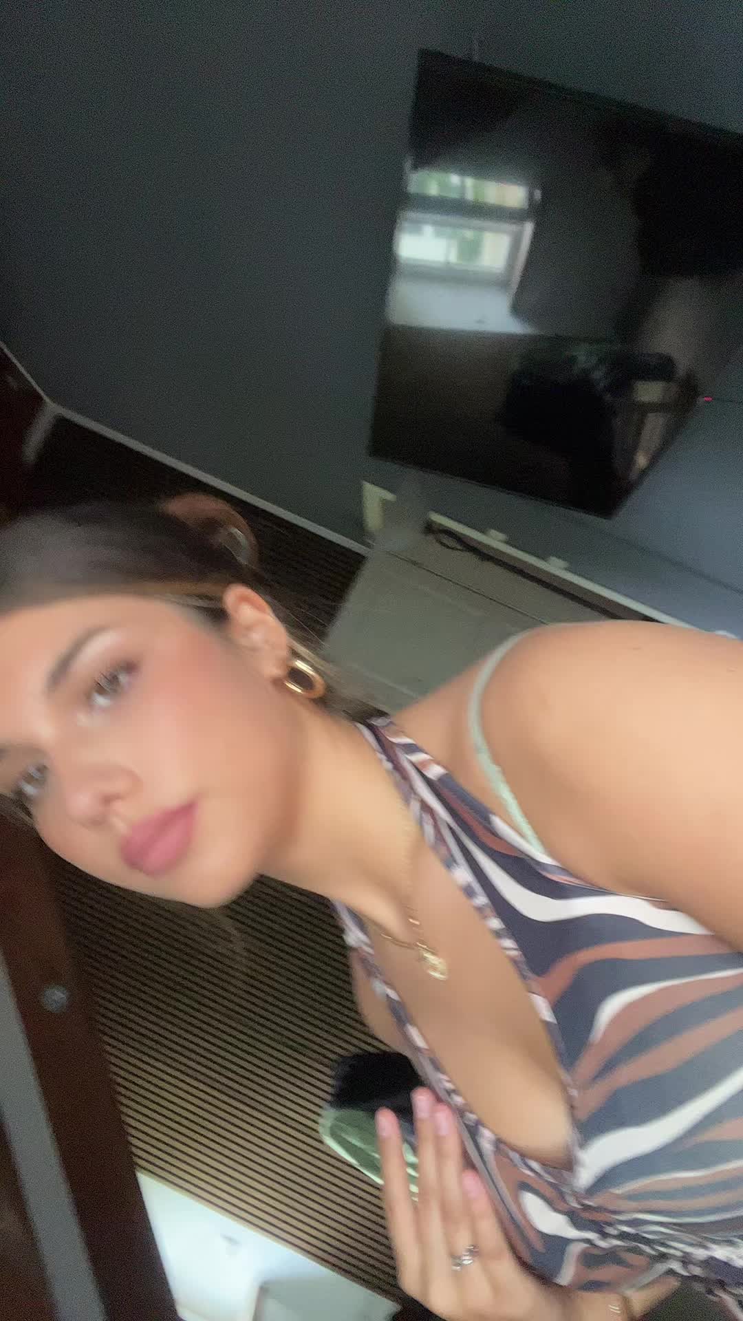 @Green