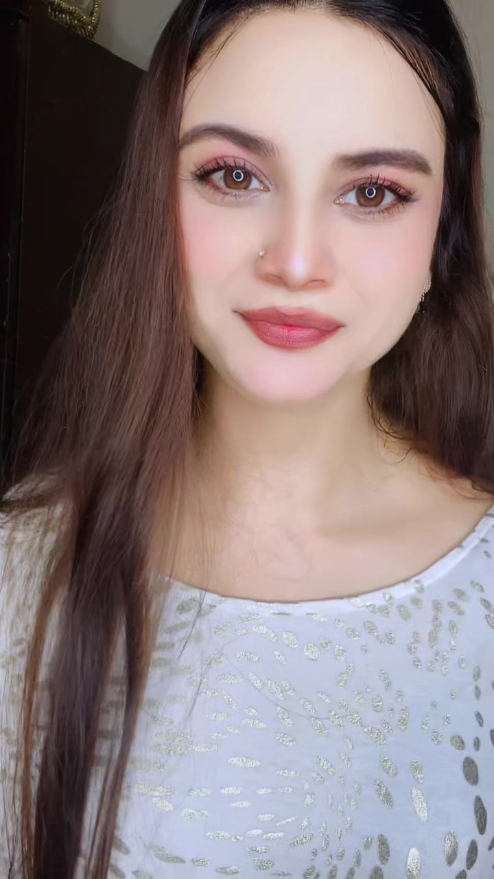 @Emaan🕊️✨