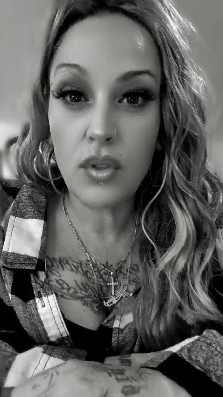 @@thatnewbitchh