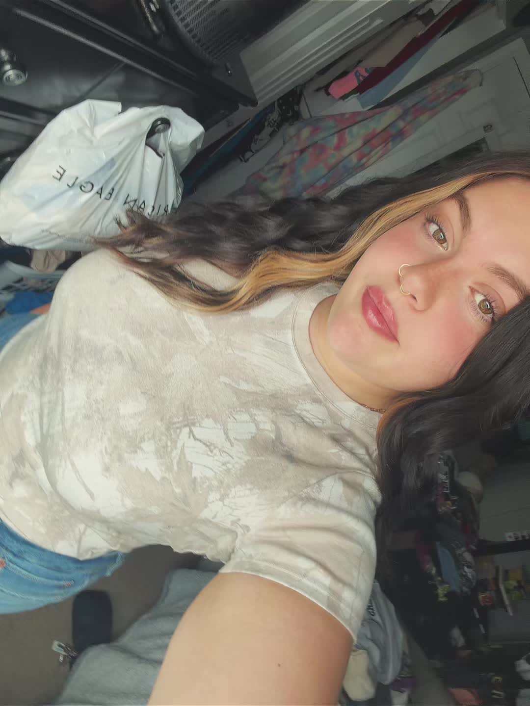 @g