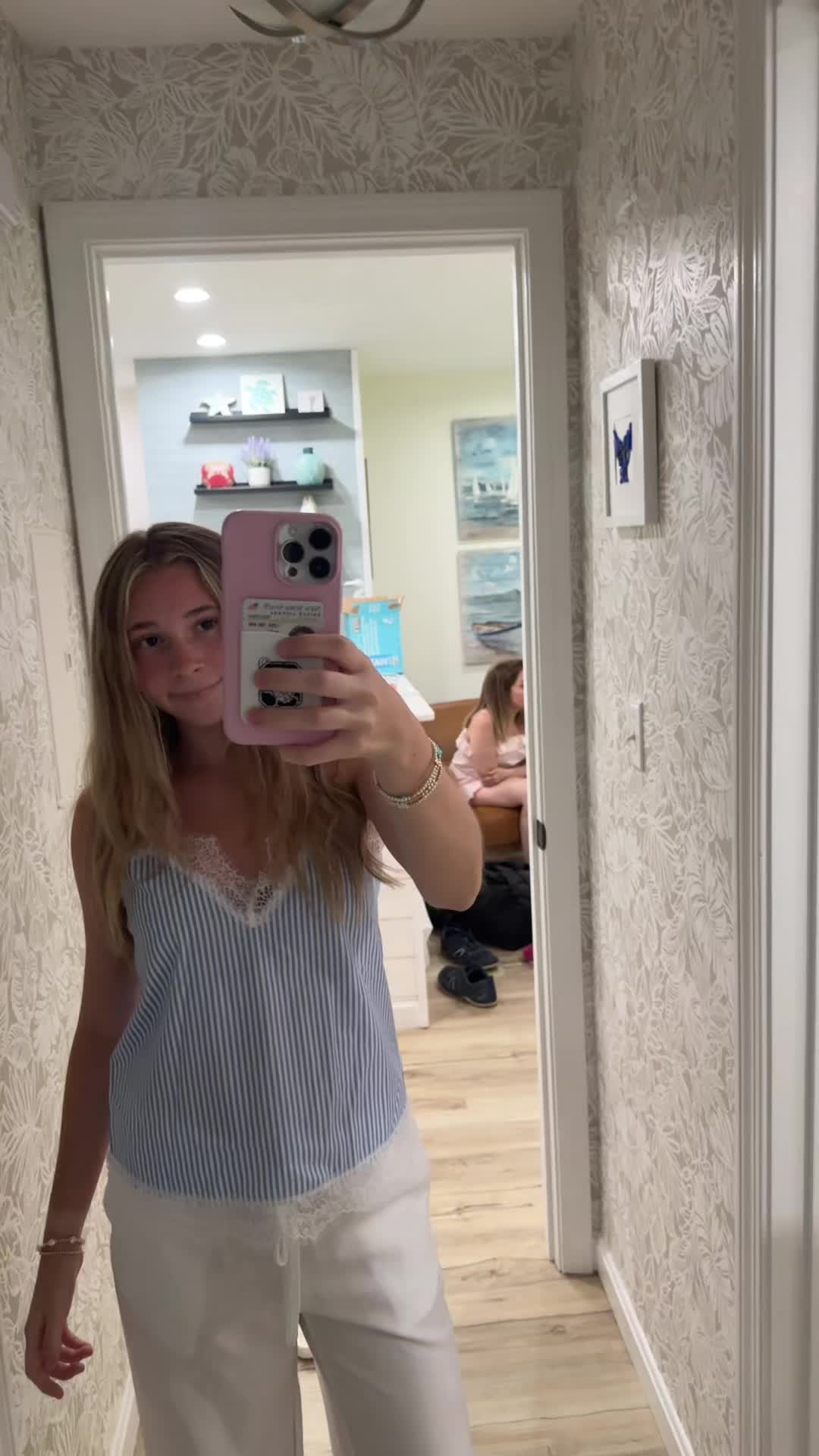 @isabella nahoum