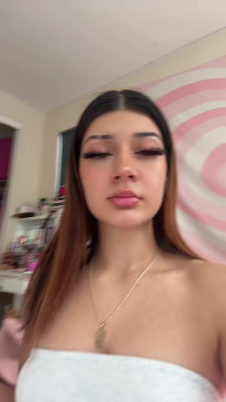 @lleyla