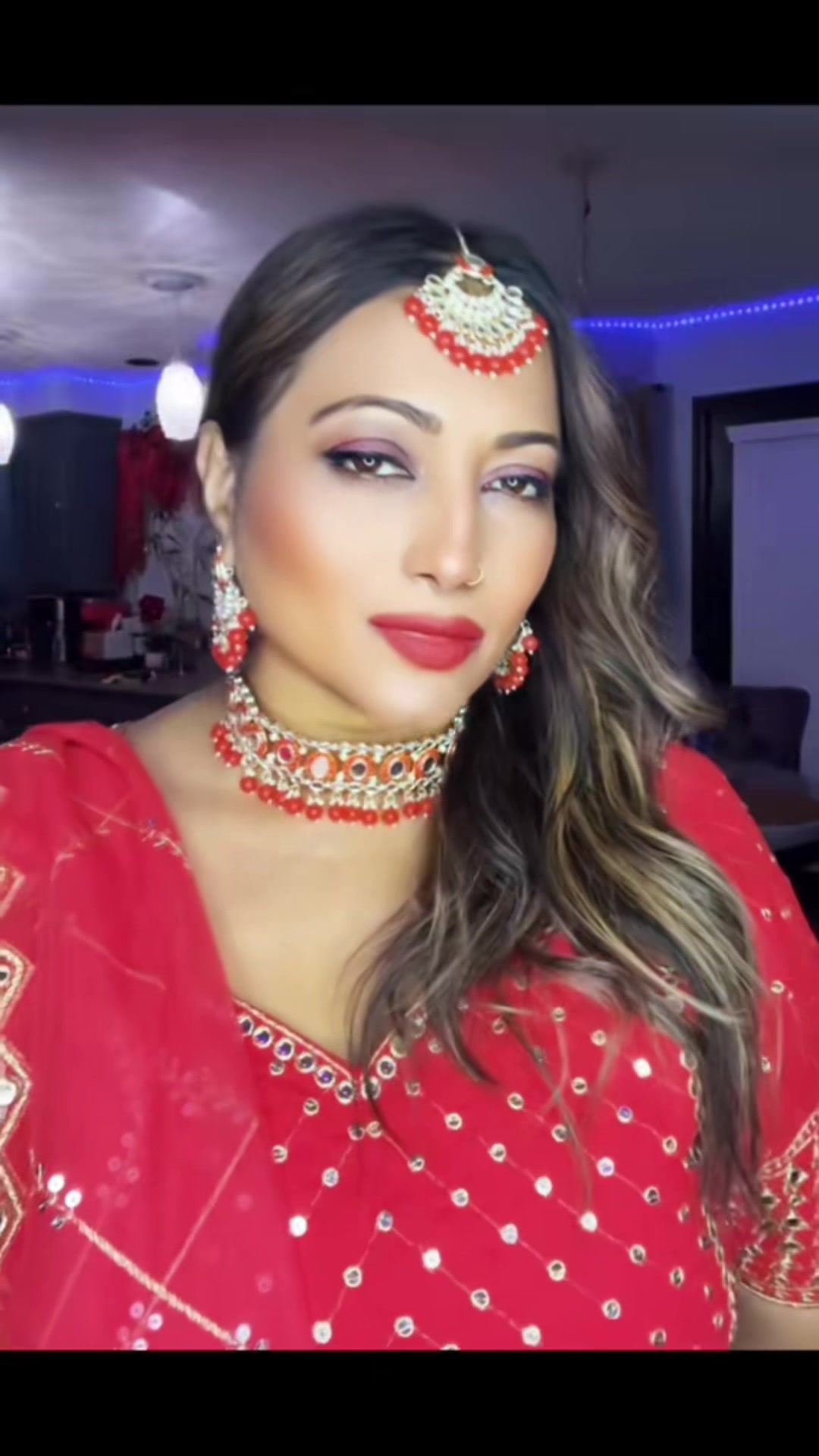 @AsliSona