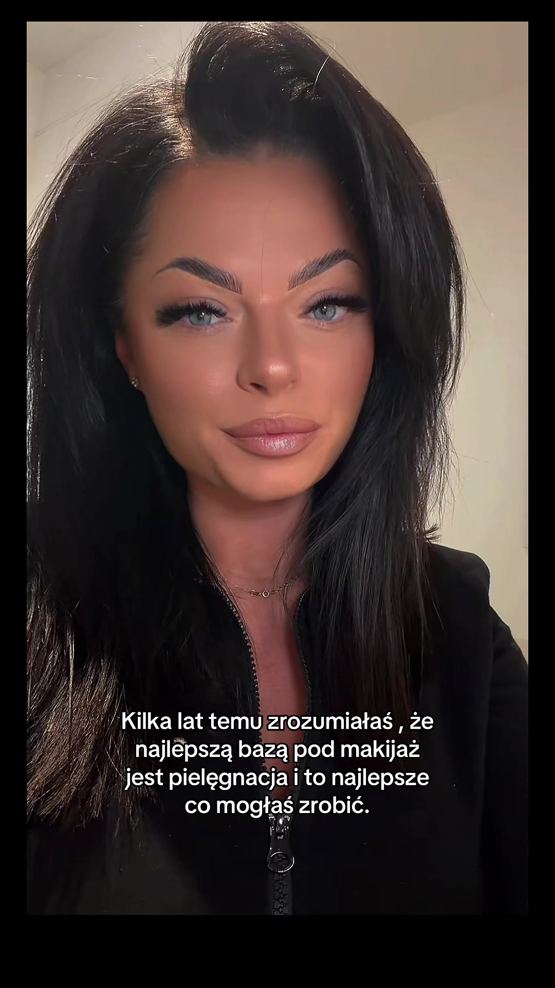 @Emilia_em__