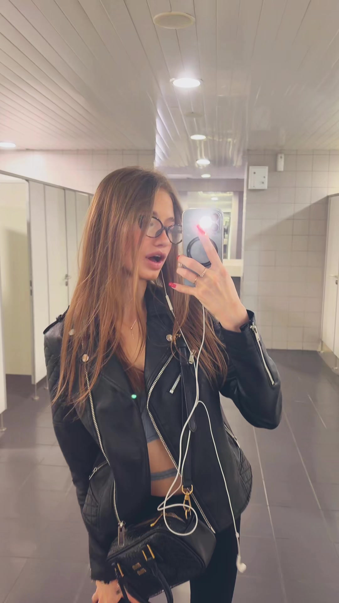 @не ну а че такого🦋