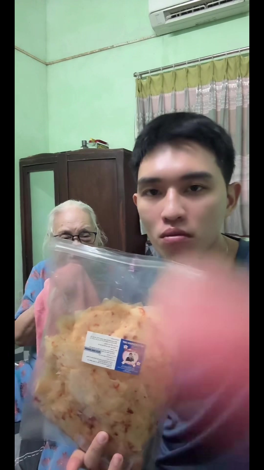 @Nguyễn Hồng Thủy