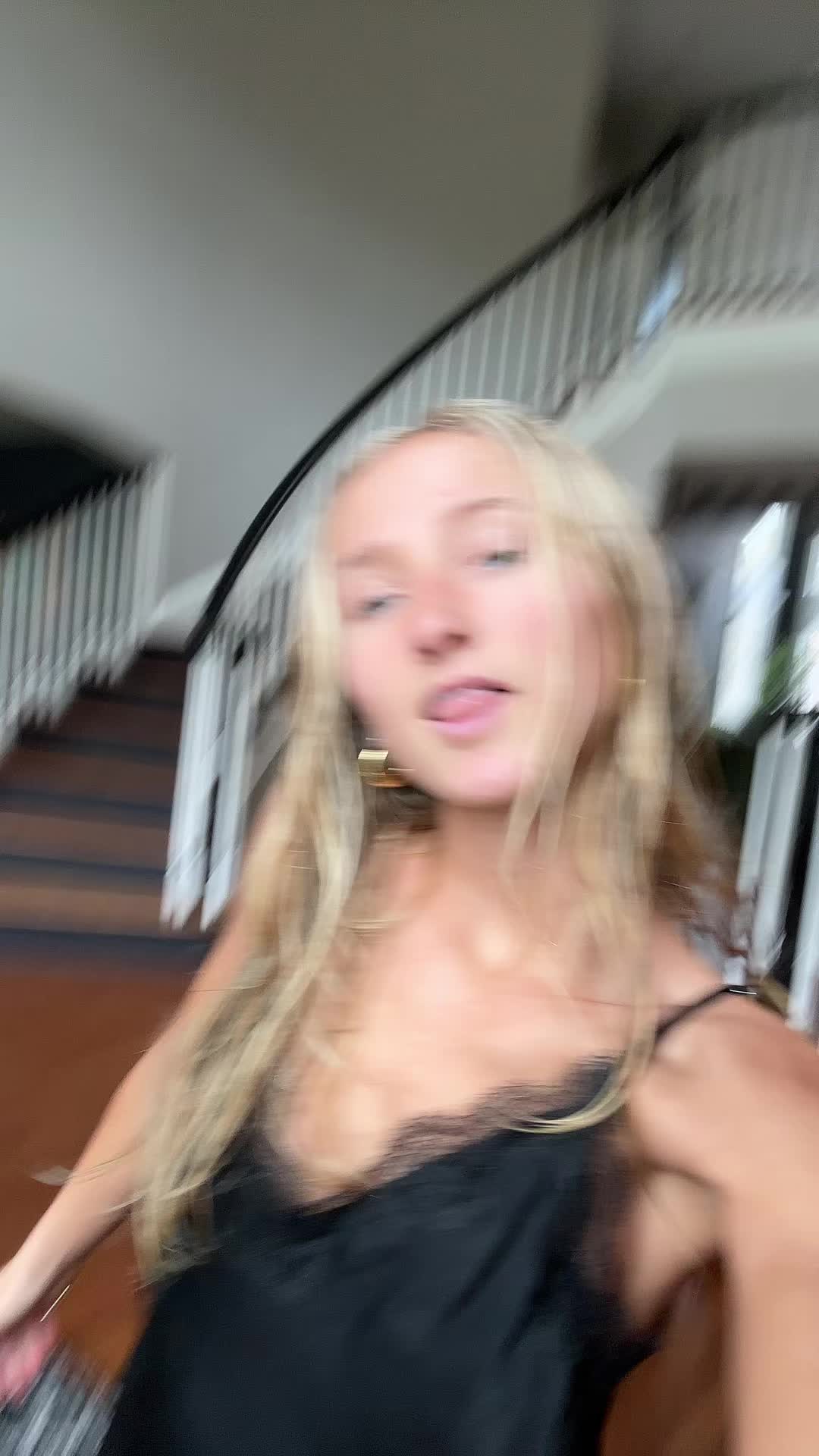 @Anya Pucci