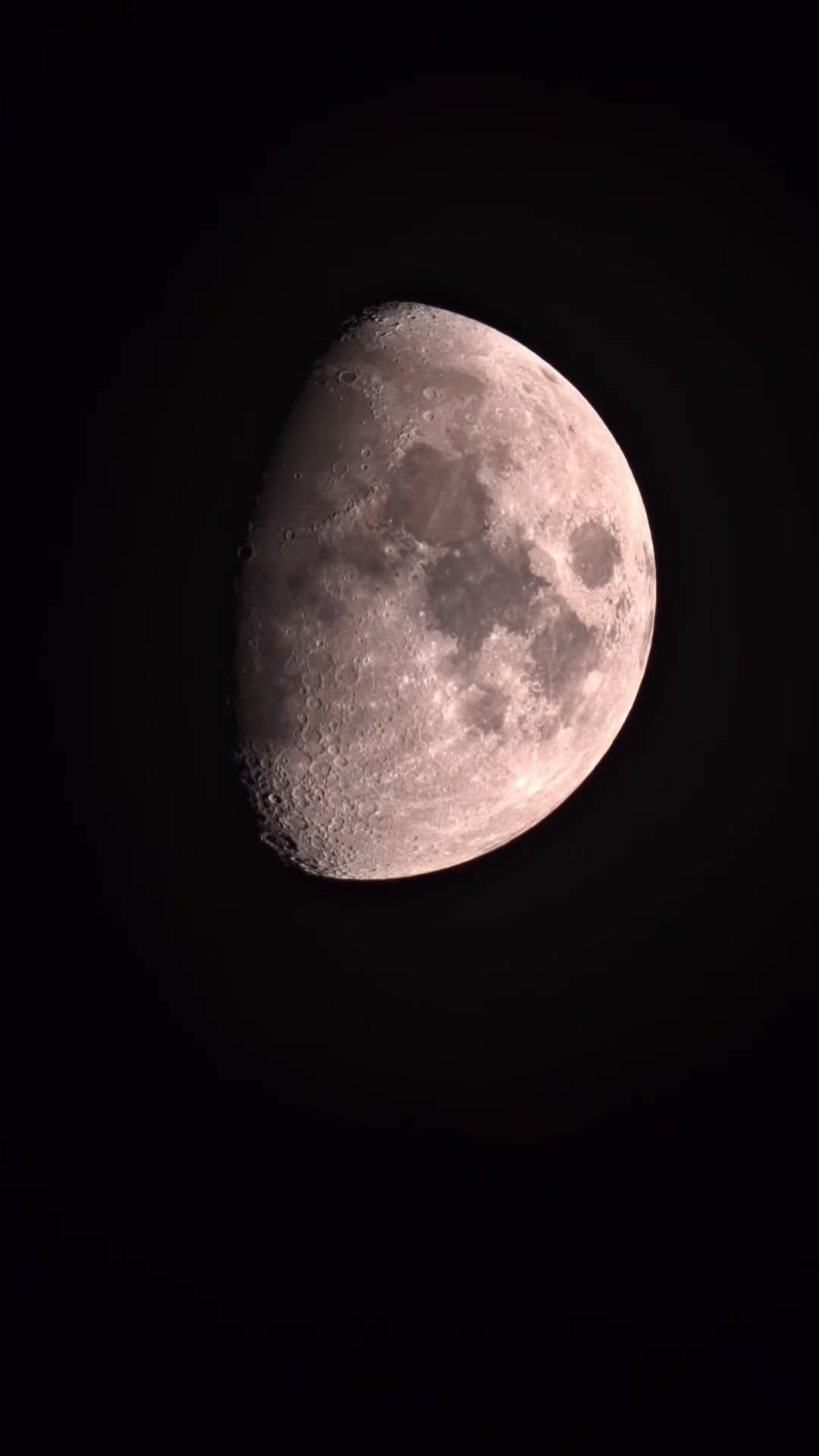@Joey Astronomy 🌕🔭