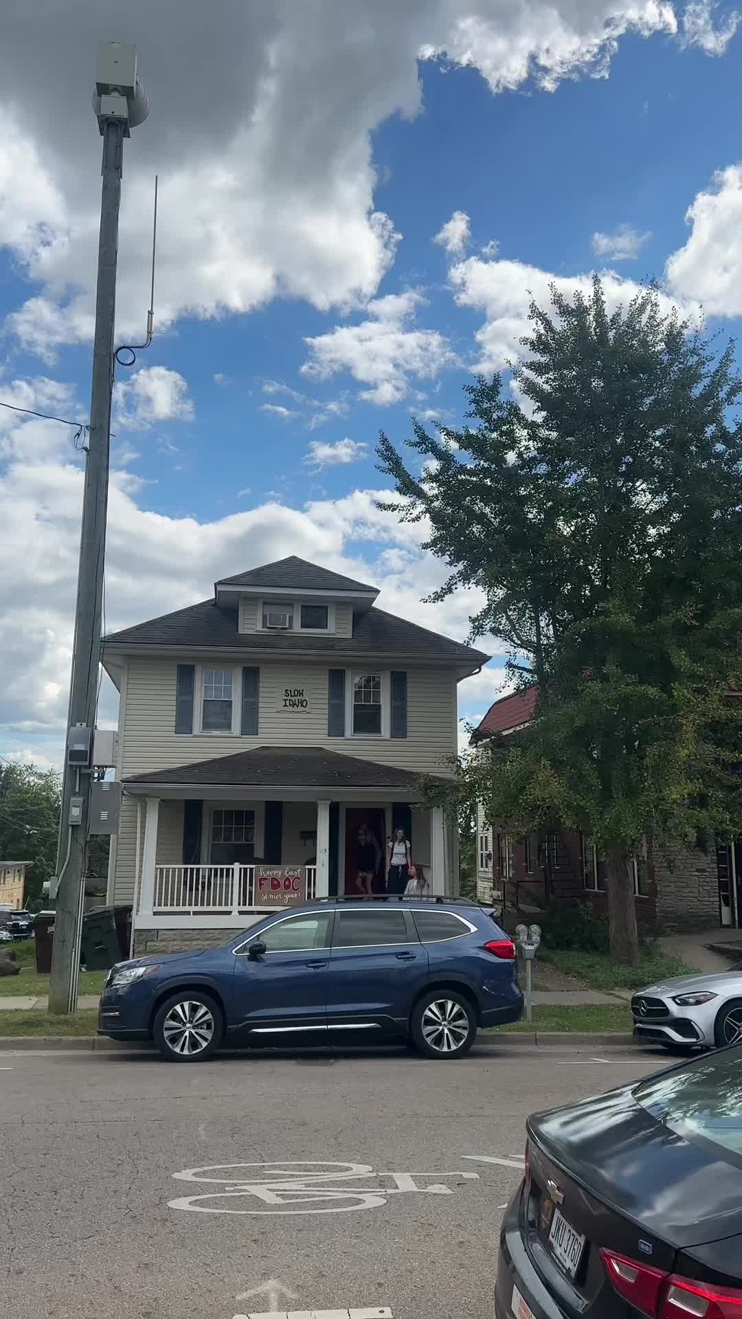 @hb