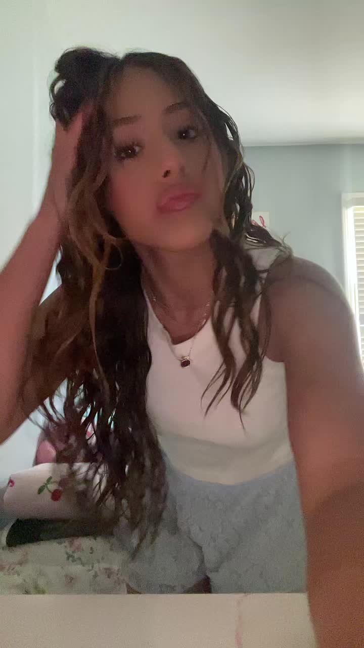 @Isabella