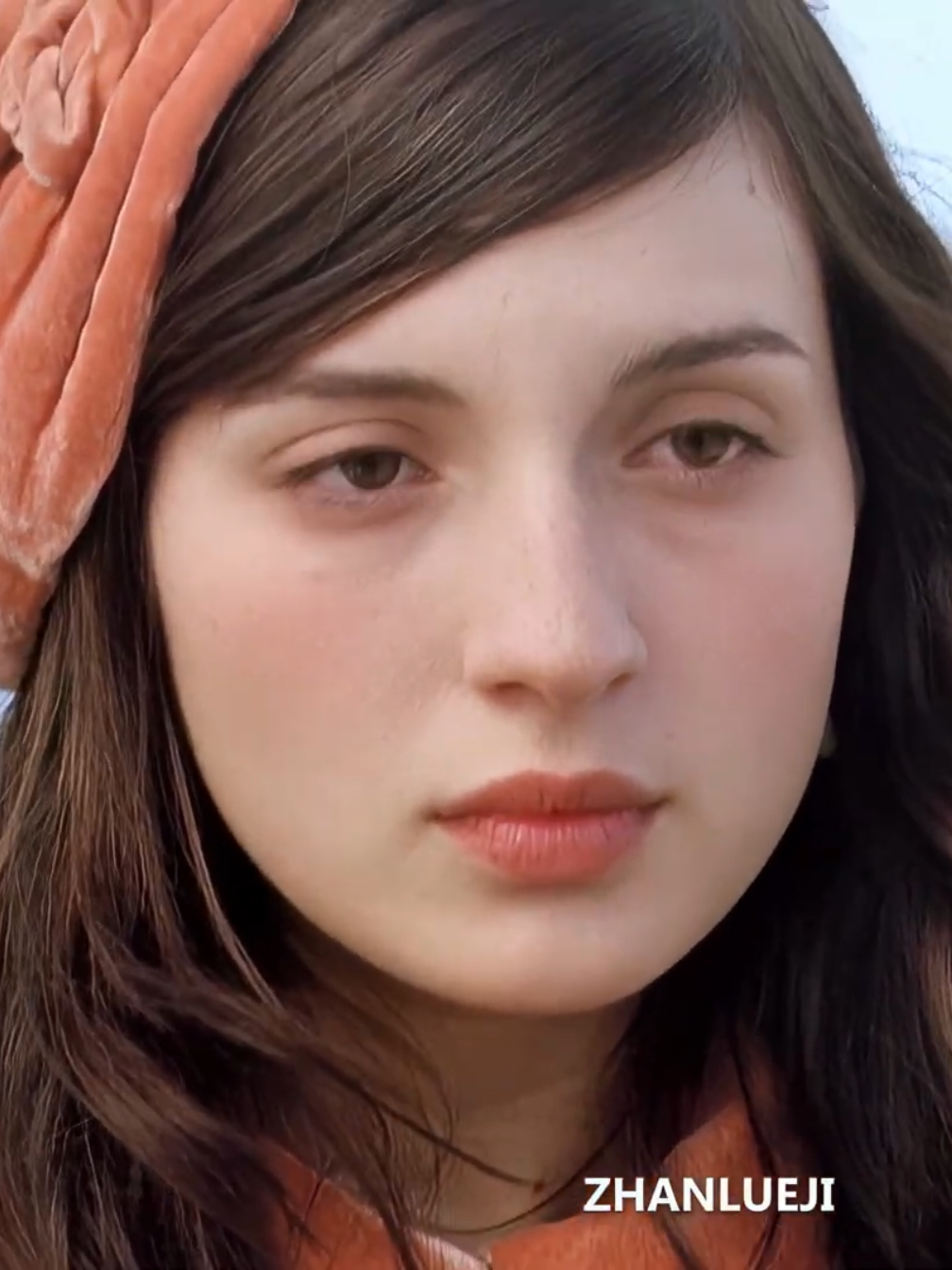 @Maria Valverde