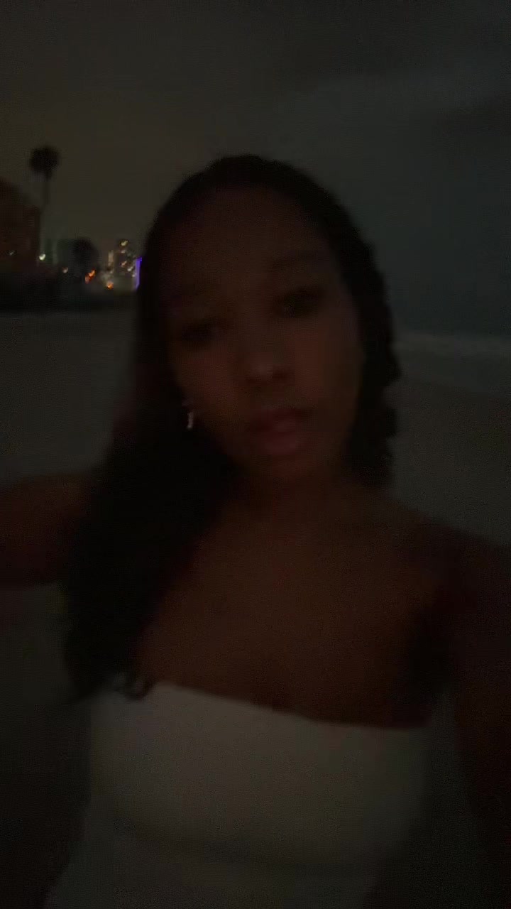 @bigbootybiracialbunny