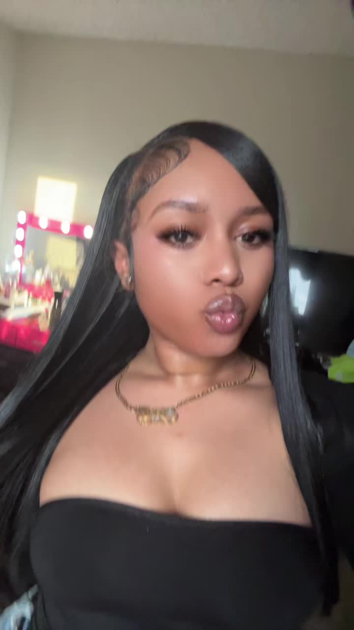 @Lia B💋