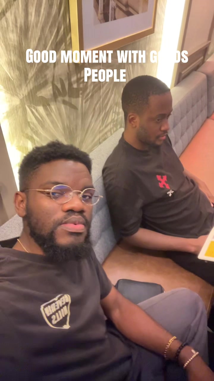 @Emmanuel Amos officiel🇬🇦🇬🇦