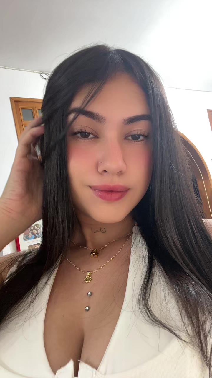 @Ale🍓
