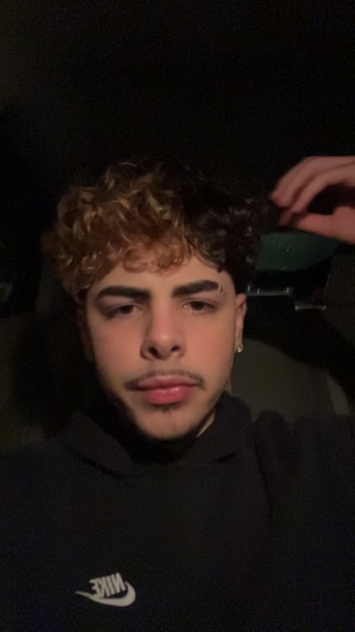 @feeliinuu