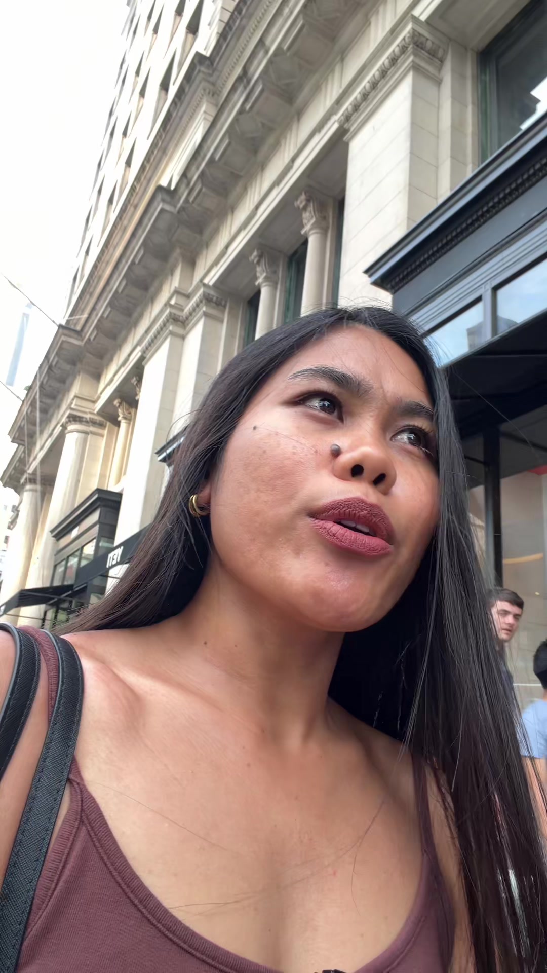 @therealviann