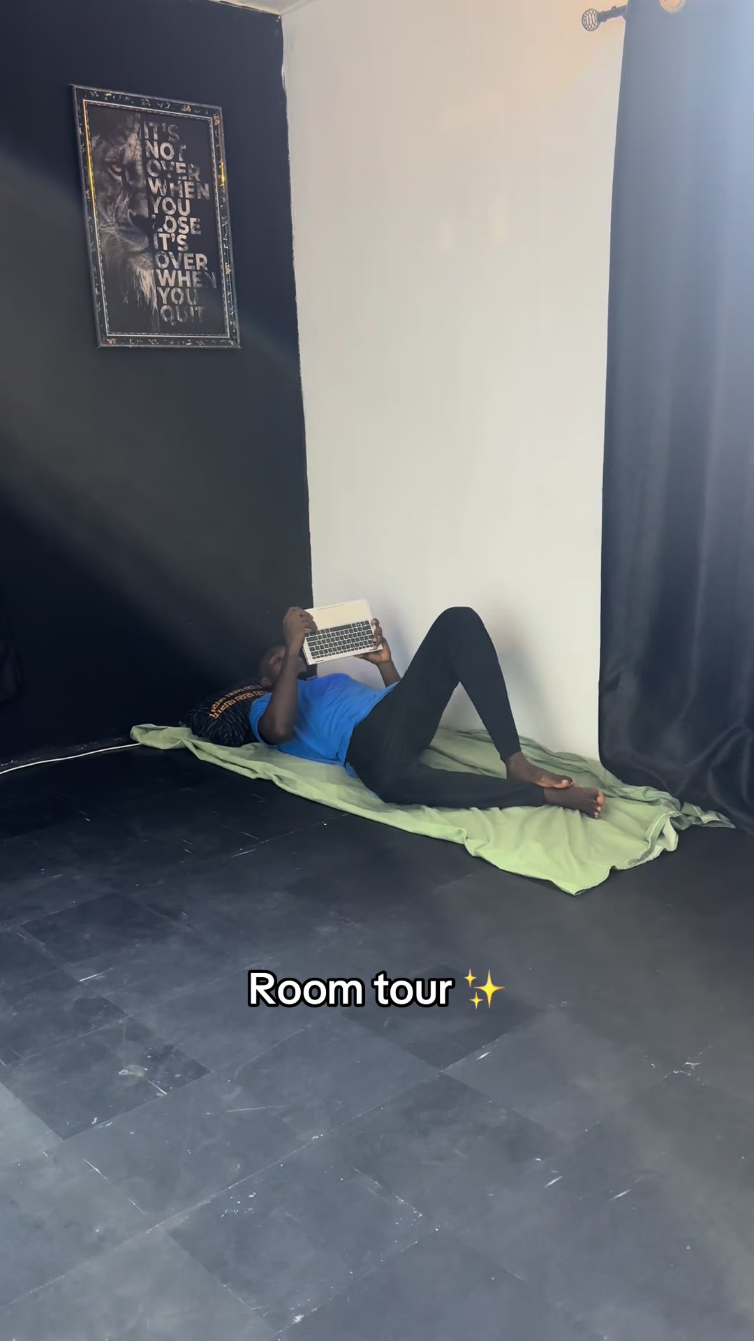 @IYAMYOUNGJAY ✨