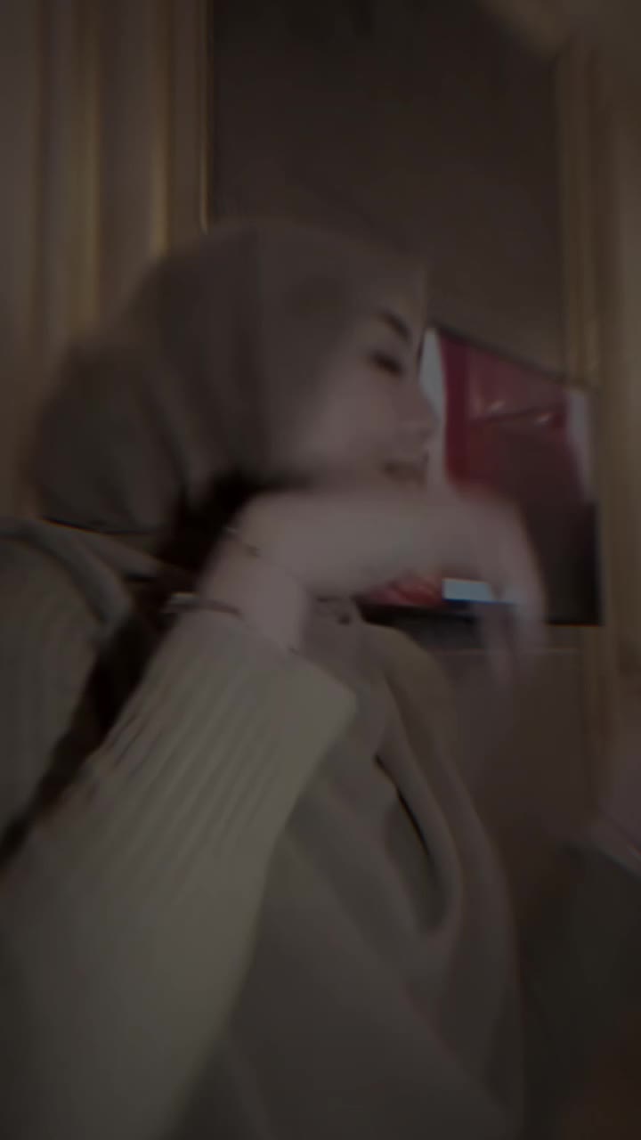 @فتاة جميلة