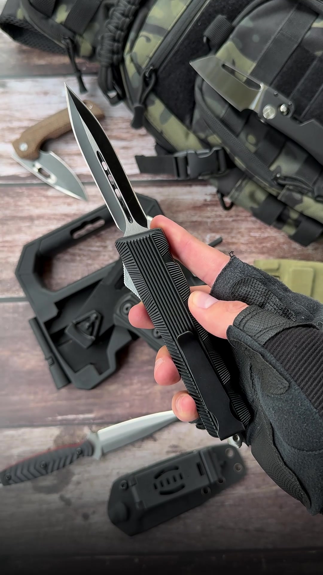 @survival.knives