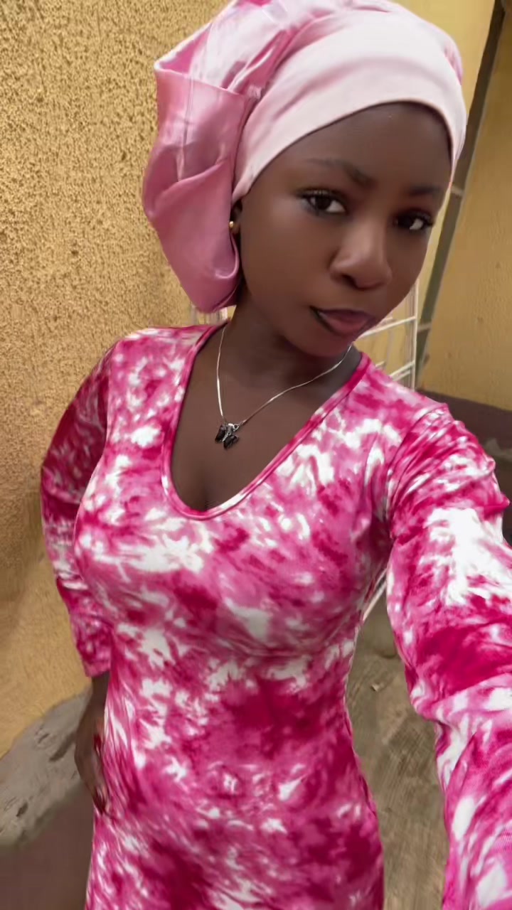 @ademide💕😩