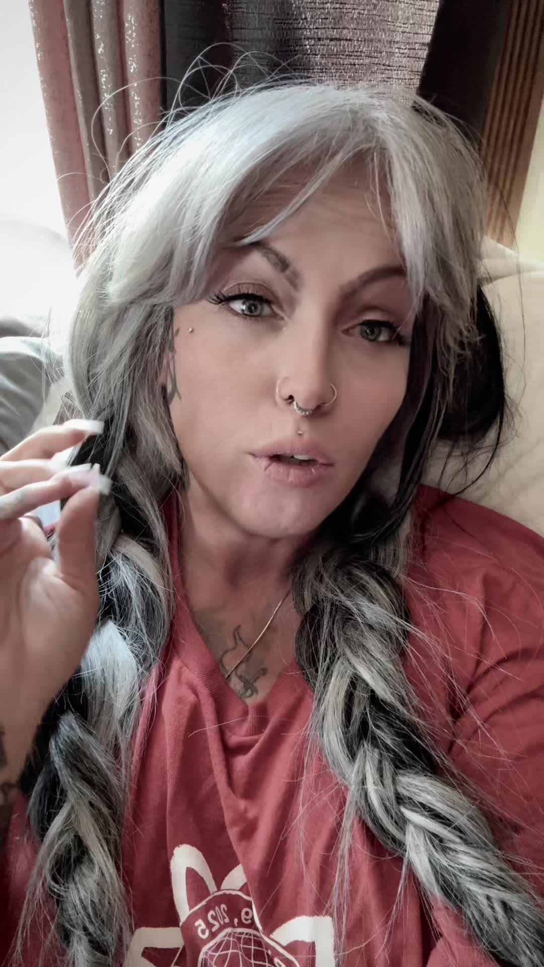 @lizzybee3891