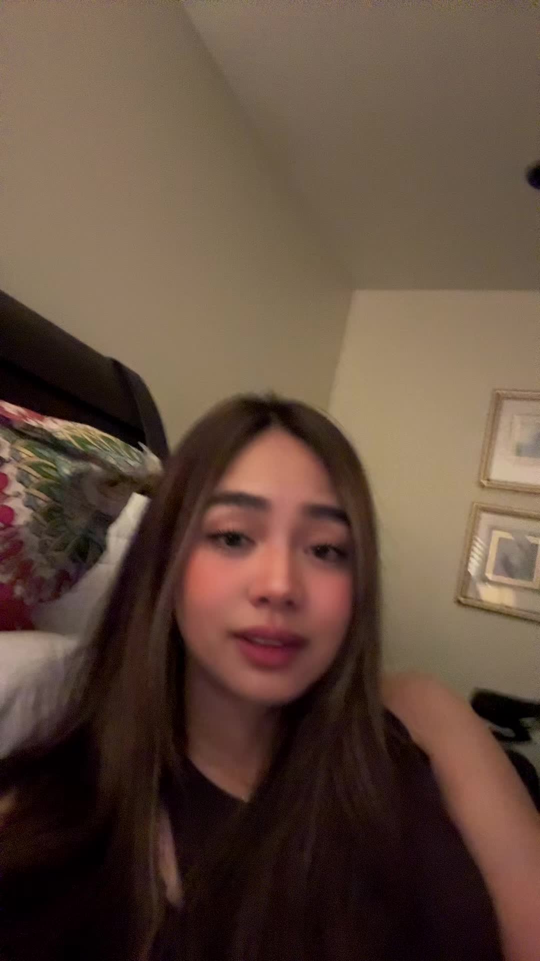 @Anabananaa