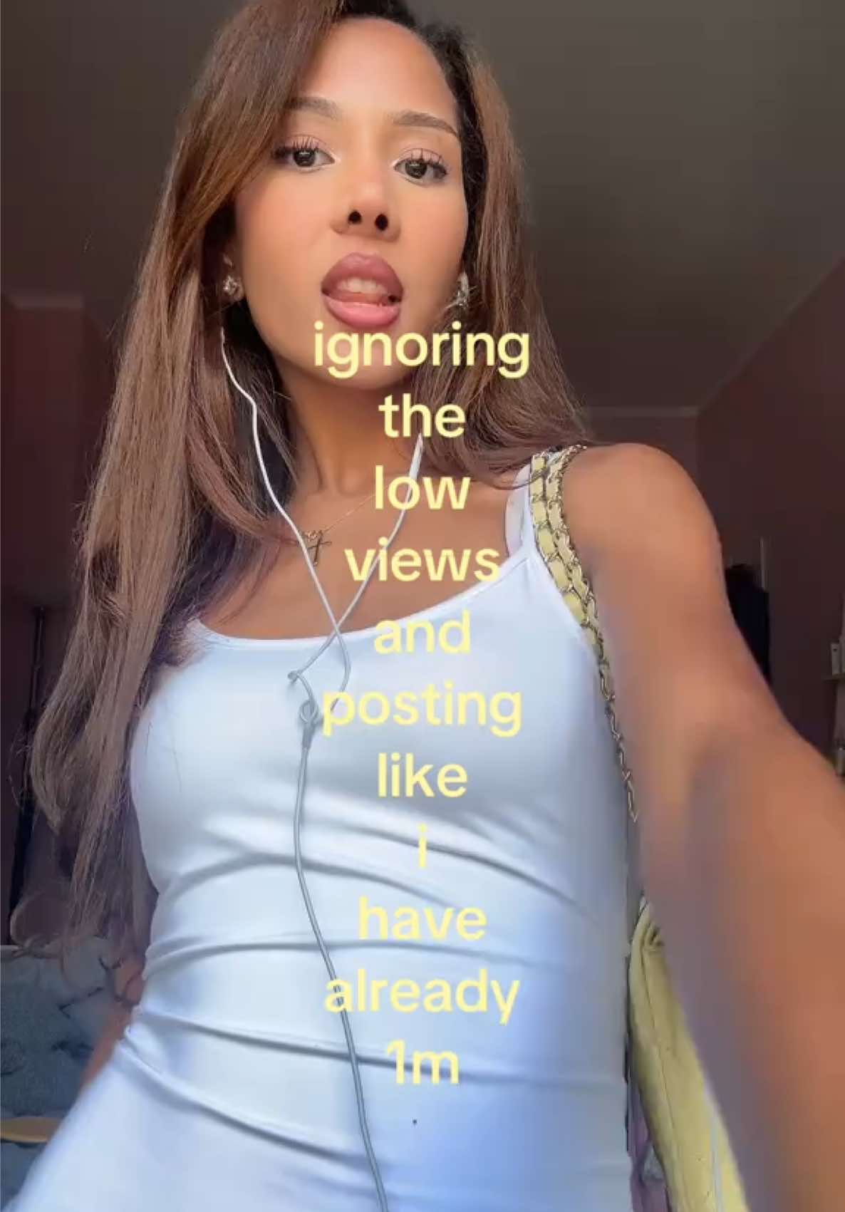@JULIE 🍓