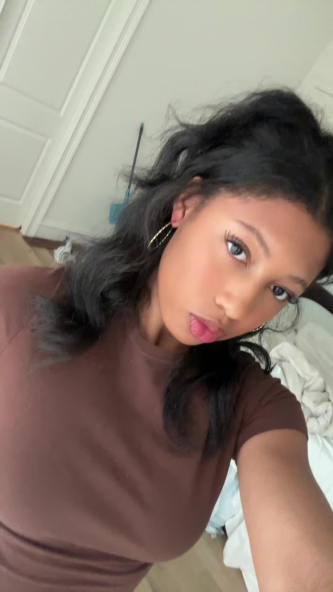 @Naomi