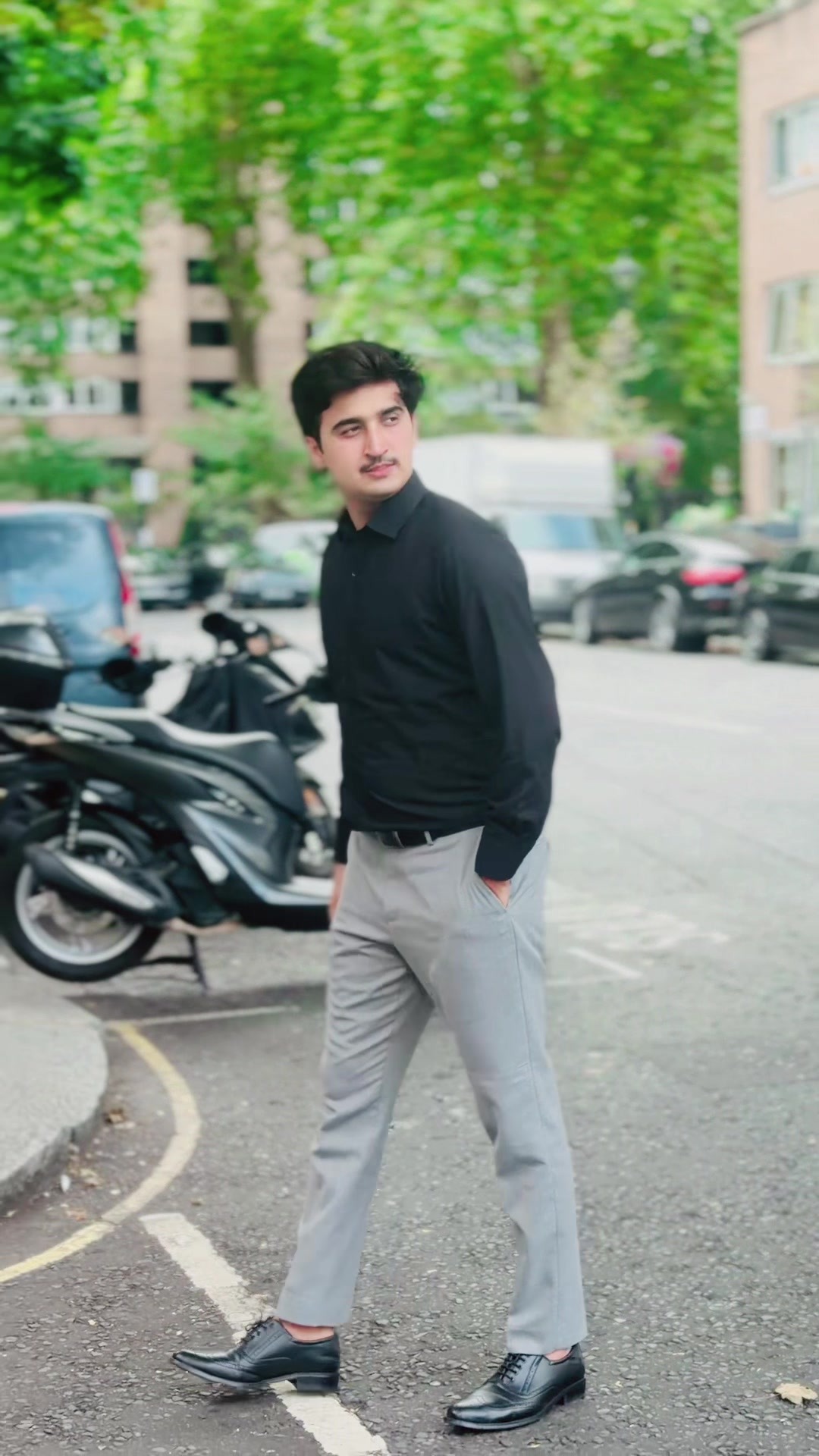 @Rai Bakar 🇵🇰 🇬🇧