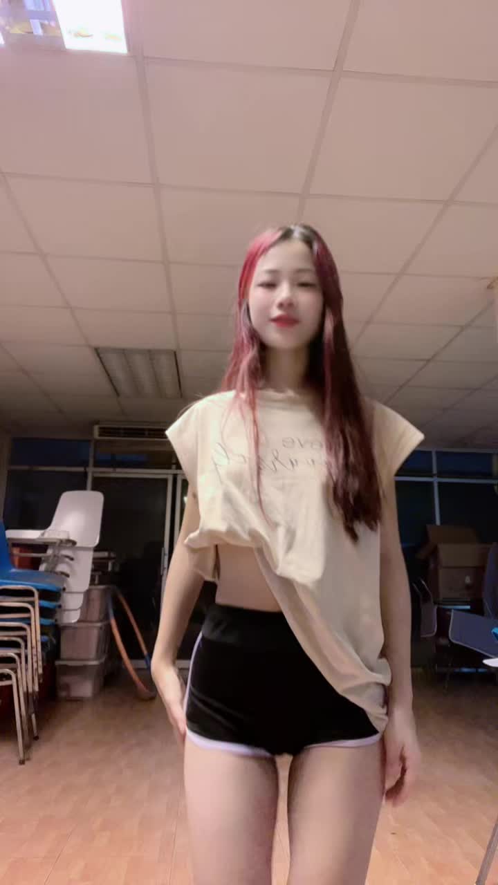 @小猫🐱(ၼွင်ႉလၢဝ်)